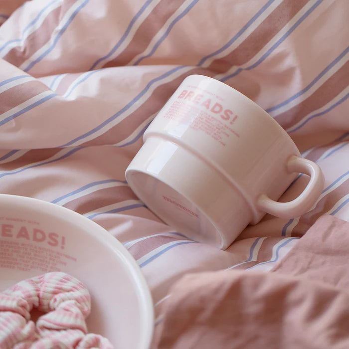 Weekend 8 - Bread Mug Strawberry